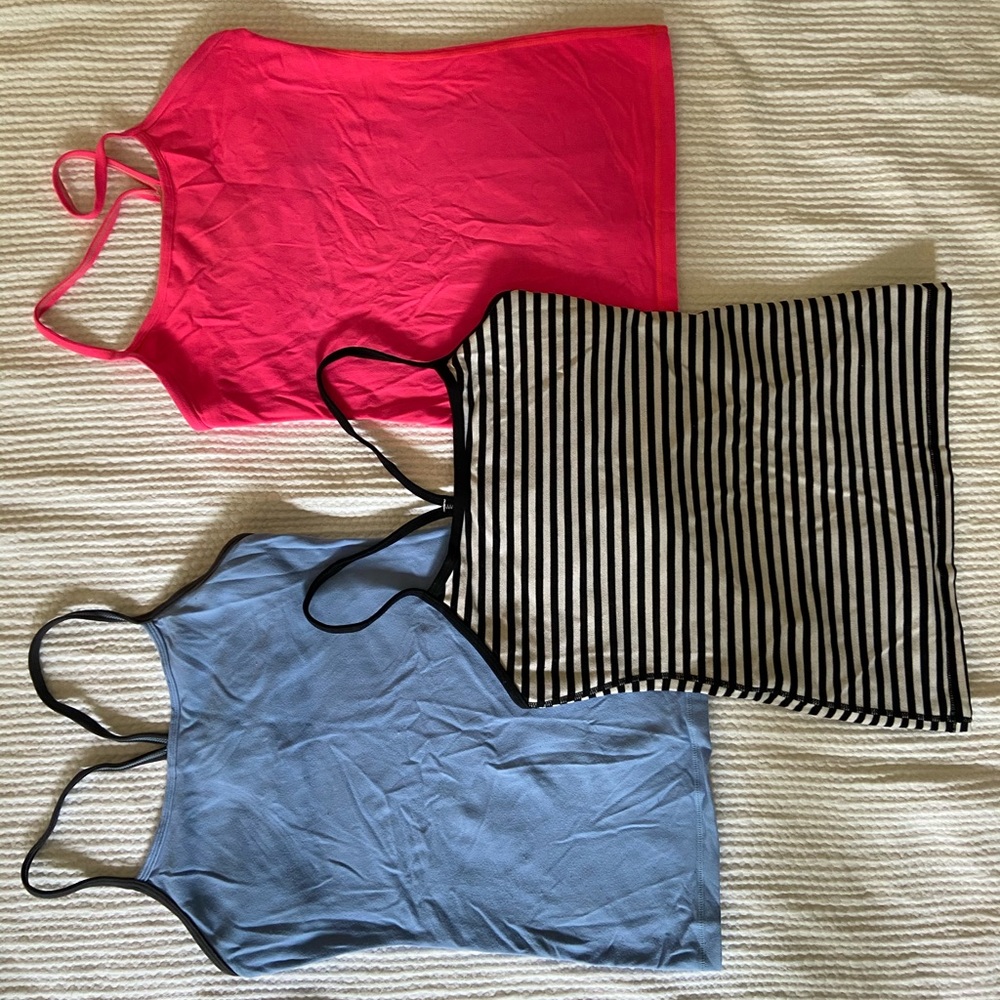 Lululemon women’s tops